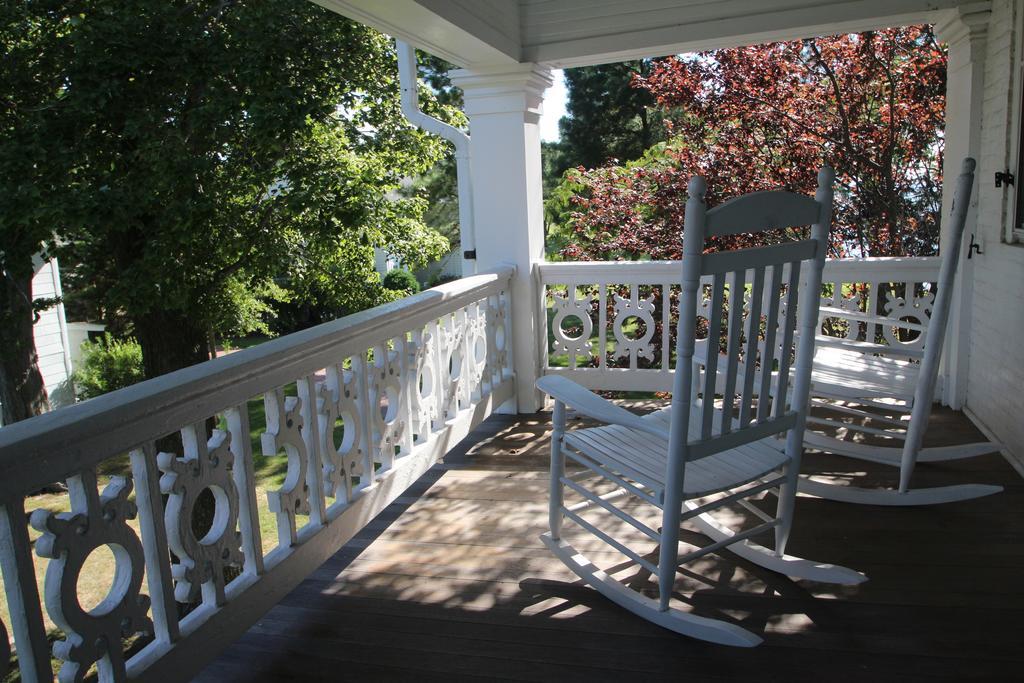 Wades Point Inn On The Bay McDaniel Exterior foto